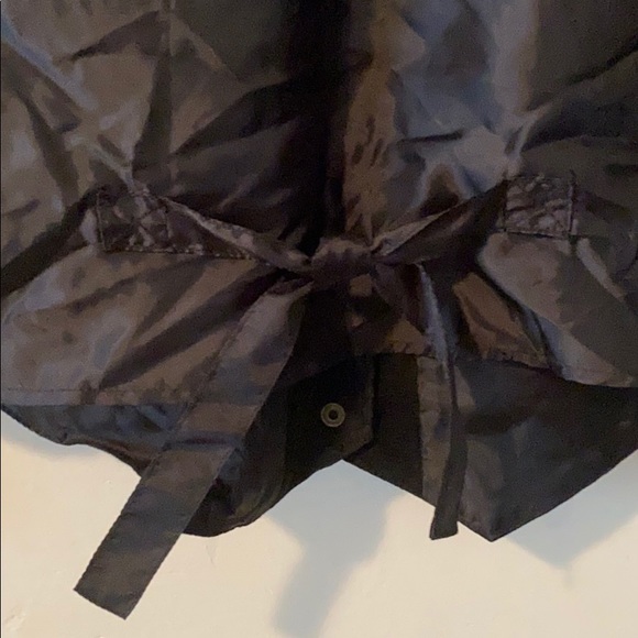 Black Suede Vest w/Dancing Pooh (Disney) M/L - Picture 5 of 7